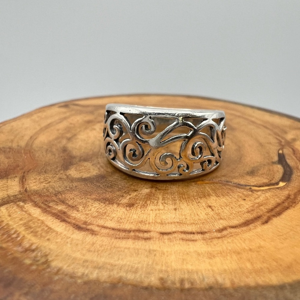 Scroll Cut Out Design Sterling Silver Ring - Size 5.5